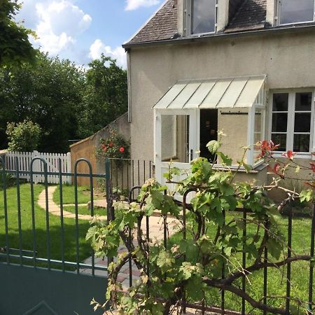 L' Huis-Au-Tilleul Quarré-les-Tombes Екстериор снимка