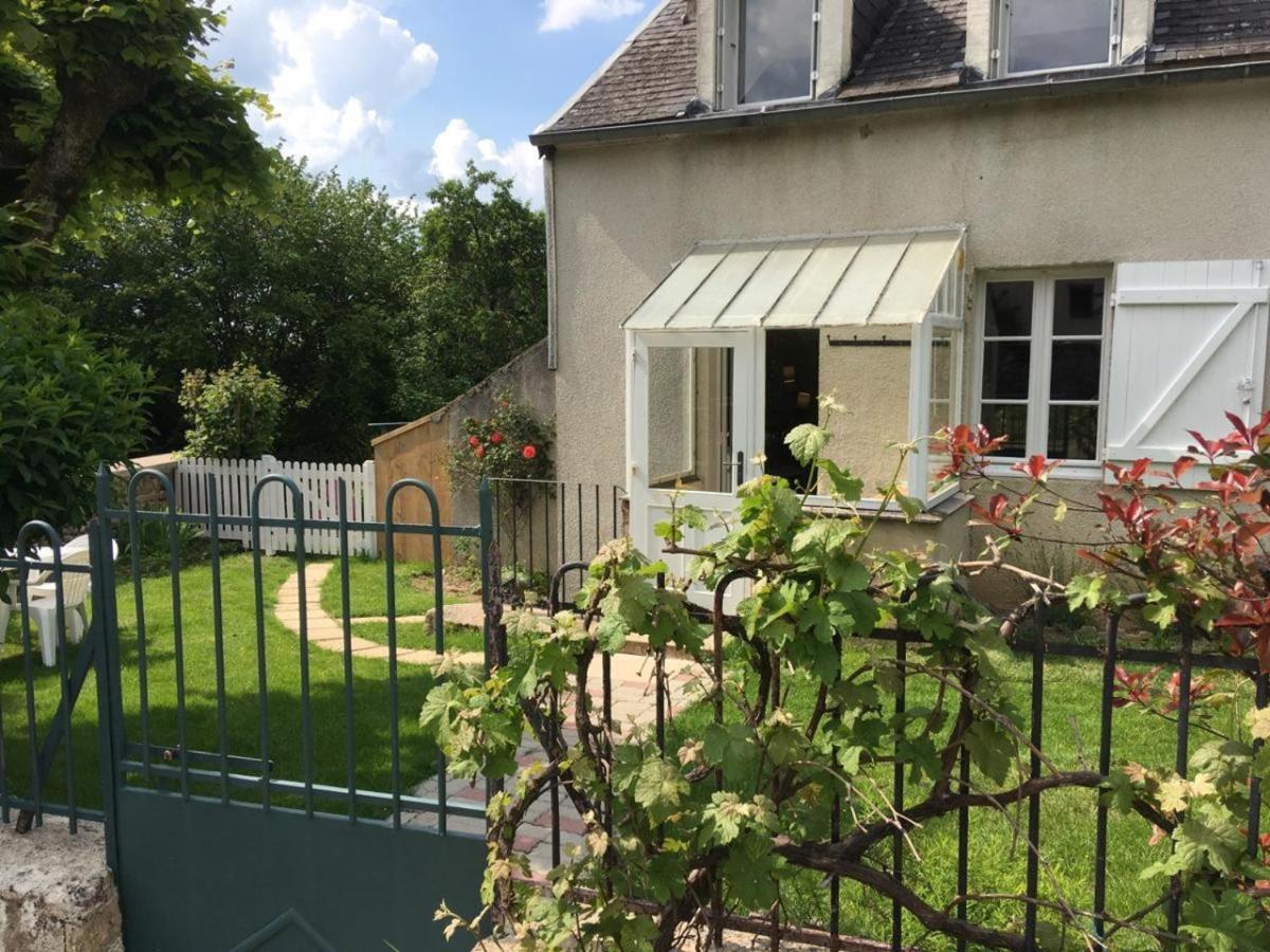L' Huis-Au-Tilleul Quarré-les-Tombes Екстериор снимка